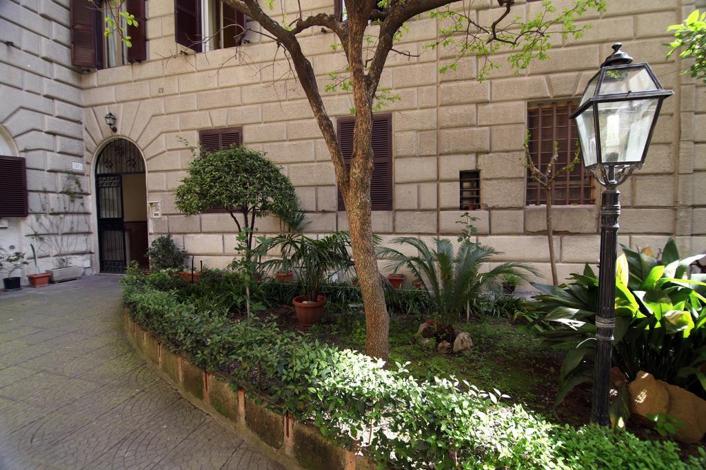 Elegance Bed & Breakfast Roma Dış mekan fotoğraf